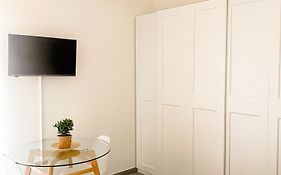 Xenia Apartments - Fashion Week Studio Near Navigli